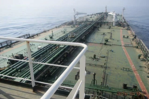 "سي بي إس": الصين تلتف على العقوبات الأميركية وتواصل شراء نفط إيران سرًا