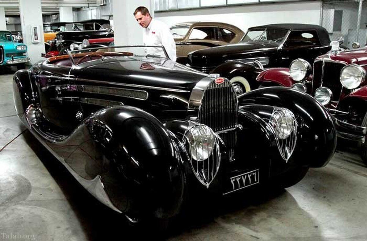 IRGC-Linked Website Denies Selling Shah's Bugatti To Fix Budget