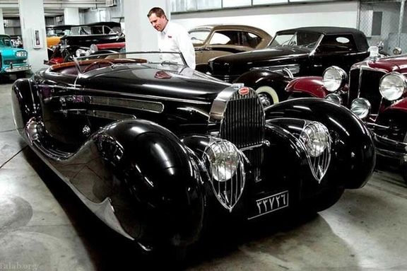 IRGC-Linked Website Denies Selling Shah's Bugatti To Fix Budget