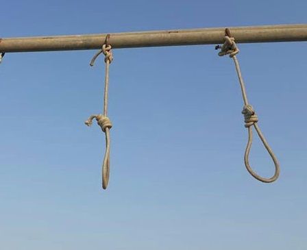 دادگستری لرستان از اعدام دو نفر در خرم‌آباد به اتهام «آتش زدن پمپ بنزین» خبر داد