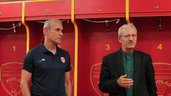 «فقط به بازی فردا فکر میکنم»؛ نصیرزاده از پاسخ به انتقادهای گلمحمدی خودداری کرد