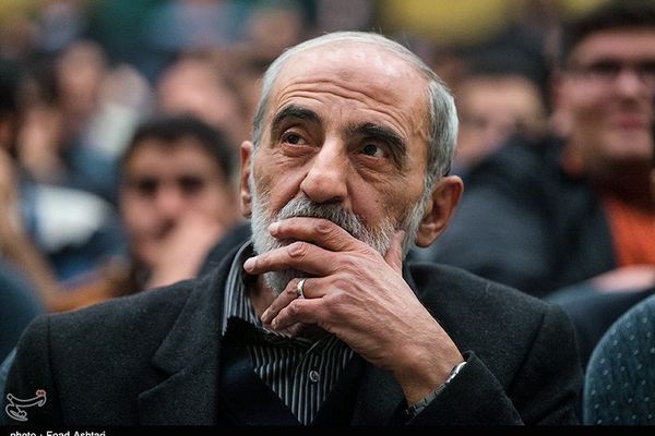 ممثل خامنئي في "كيهان": ظاهرة كشف الحجاب وصلت إلى نصف عري