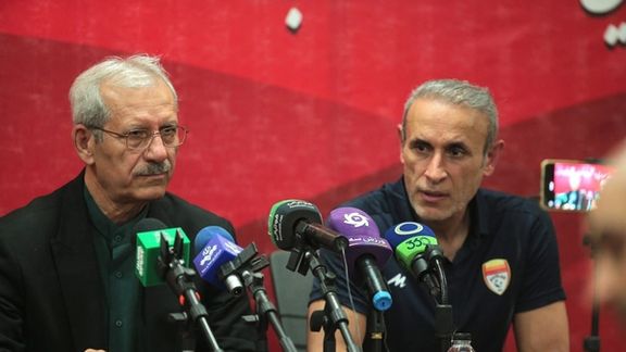 پاسخ نصیرزاده به شایعات: یحیی گلمحمدی تا پایان فصل سرمربی فولاد خوزستان است