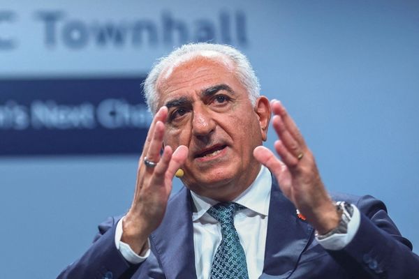 شاهزاده رضا پهلوی: بهزودی ایران را از وجود حکومت اشغالگر پاک خواهیم کرد