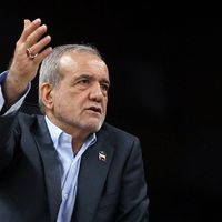 پزشکیان به دلیل «تسلط کامل فرماندهان سپاه بر اداره کشور» استعفا کرد