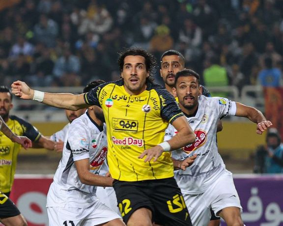سپاهان ۲-۰ فجرسپاسی؛ محرم برنده دربی شد، سپاهان به صدر جدول لیگ برتر رسید