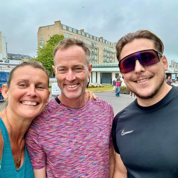 گاردین: خانواده زوج بریتانیایی زندانی خواستار طرح پروندهشان در مذاکرات با ایران شدند