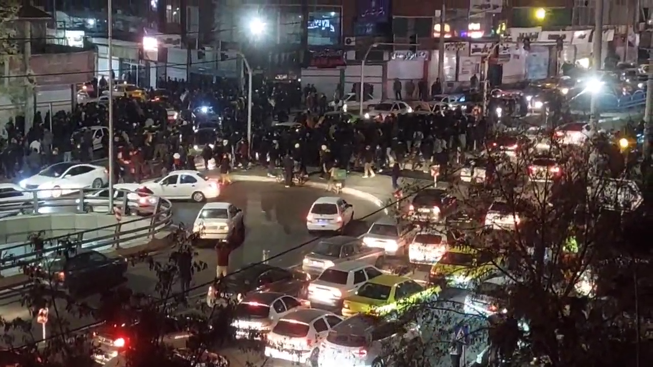 What protesters in Iran are chanting