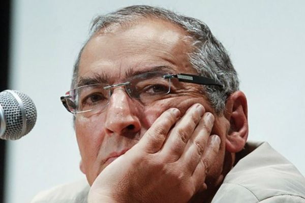 Tehran files charges against prominent critic after his comments on Palestinians