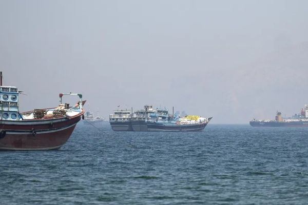 سنتکام: از زمان آغاز محاصره دریایی، ۴۸ کشتی مجبور به تغییر مسیر شدهاند