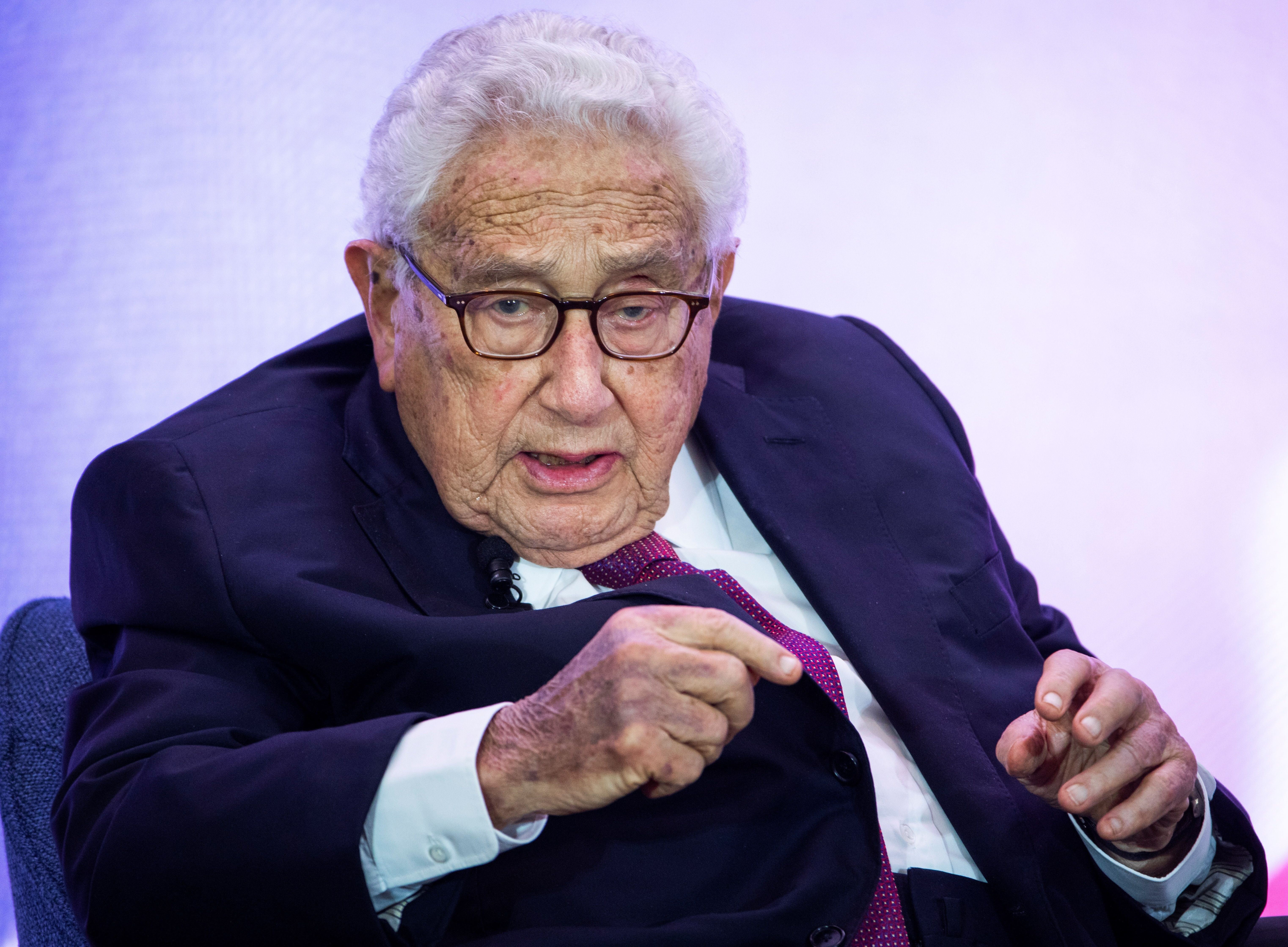 کیسینجر: بازگشت به برجام بسیار خطرناک است