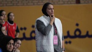 نیلوفر اردلان: کاش اسم یوز بعدی ایران تورم باشد تا هیچ چیز او را متوقف نکند