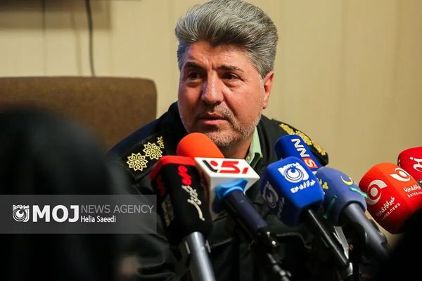 مسؤول أمني إيراني: "تأجير المنازل بالساعة" ممنوع دون التنسيق مع الشرطة