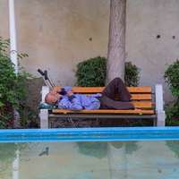 Iran economists say war is turning malaise into crisis