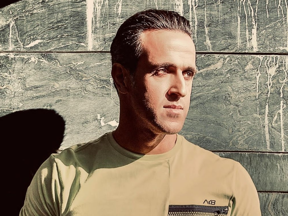 واکنش کریمی به توهین درویش: وقتی میبینی کسی لهجه دارد، یعنی یک زبان بیشتر از تو بلد است