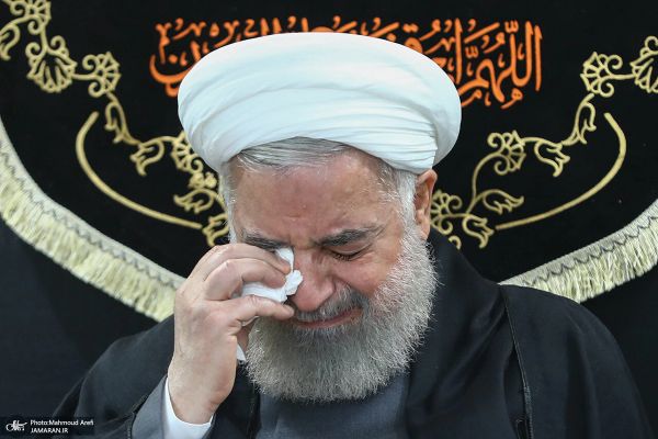 Iranians Indifferent To Rouhani's Political Demise