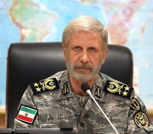 فرمانده کل ارتش: دشمن را رصد می‌کنیم و برای پاسخ قاطع آماده‌ایم