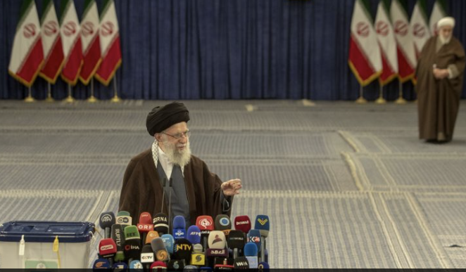 فری بیکن: روزنامه‌نگاری که گروگان‌های اسرائیلی را نگه می‌داشت با تهران مرتبط بود