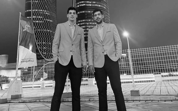 یک دقیقه سکوت به یاد صابر کاظمی در سوپرلیگ والیبال برزیل، اشکهای جواد کریمی سرازیر شد