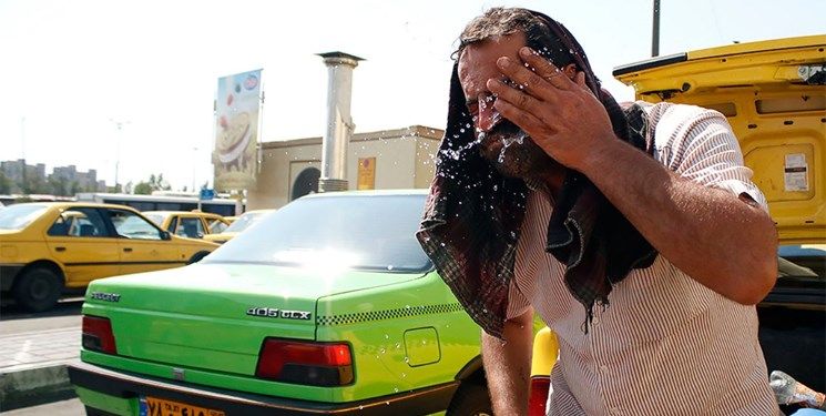 واکنش‌ها به تعطیلی سراسری با بهانه گرما؛ بی‌اعتمادی به حکومت سفرهای تفریحی را افزایش داد