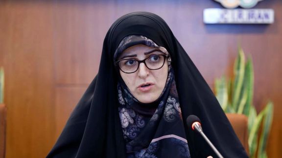 معاون وزارت ورزش: ورزشکاران را با برگزاری نشست حجاب، تربیت هویتی میکنیم