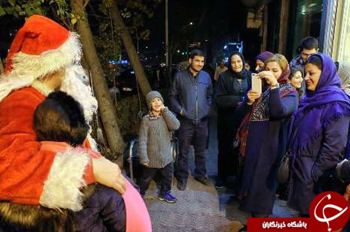 Shiite Shrine, Christmas, Santa, All In One Place