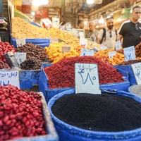 درمان سقوط ارزش پول ایران شاید از خود بیماری بدتر باشد