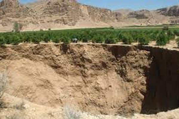 Iran Faces Worsening Land Subsidence Crisis Impacting Half Its Population
