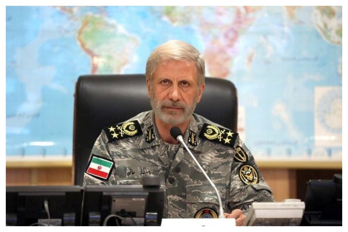فرمانده‌کل ارتش: اعتراض در هر کشوری موضوعی عادی و طبیعی است