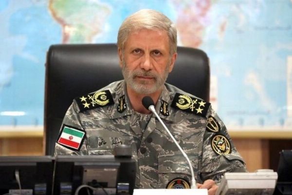 فرماندهکل ارتش: اعتراض در هر کشوری موضوعی عادی و طبیعی است