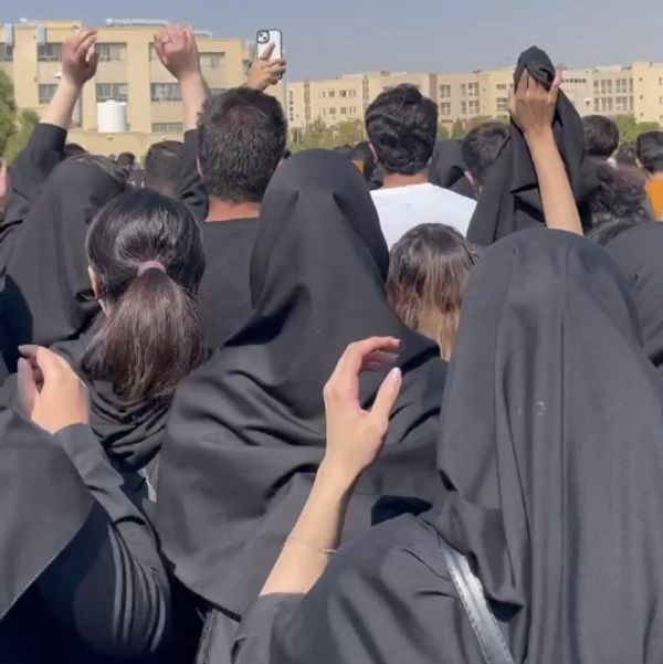 ادامه اعتصاب و تحریم کلاس‌های درس در دانشگاه‌ها در اعتراض به تعلیق و ربوده شدن دانشجویان