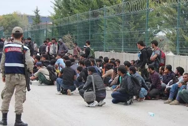 آلمان پذیرش پناهجویان افغانستان را در سفارت‌خانه‌هایش در ایران و پاکستان تعلیق کرد