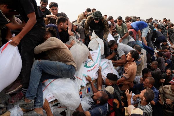 دهها کشور از جمله اعضای اتحادیه اروپا درباره بحران انسانی در غزه بیانیه مشترک صادر کردند