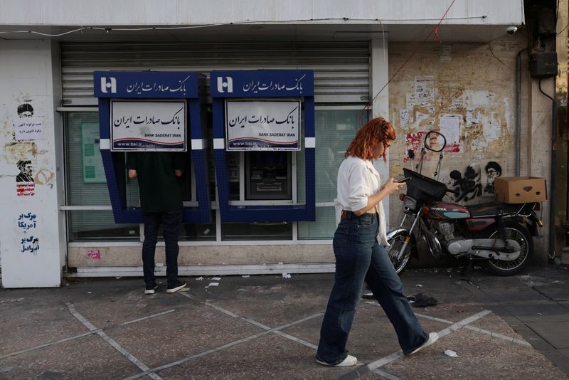 US blockade divides Iranians online over pressure on rulers, cost to public