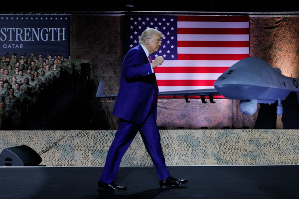 آفاق الحوار المباشر أصبحت أكثر قتامة.. ترامب يلغي قرار تعليق العقوبات على إيران