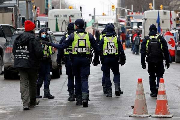 Ottawa Police Arrests Pro-Regime Iranian For Antisemitism