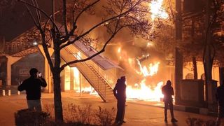 شب سوم کشتار بزرگ در مشهد؛ روایت شاهد عینی از نفربرهای زرهی و خیابانهای خونین