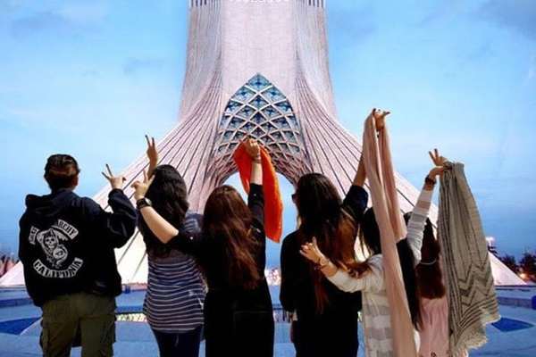 Prominent Female Islamic Scholar Challenges Khamenei’s Hijab Edict