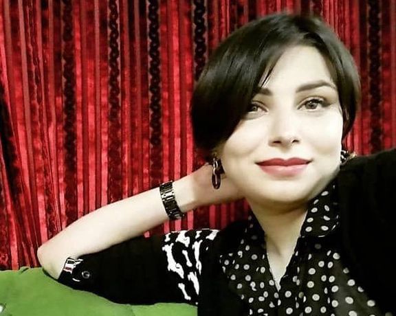 ویدا ربانی، زندانی سیاسی: زنان بیحق شده را به دادگاه میبرند تا حکم اعدامشان صادر شود