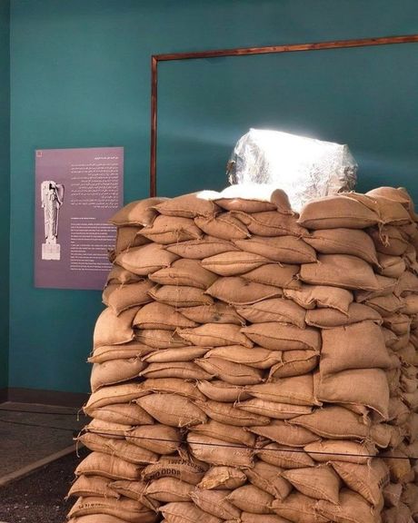 عایقبندی مجسمه داریوش