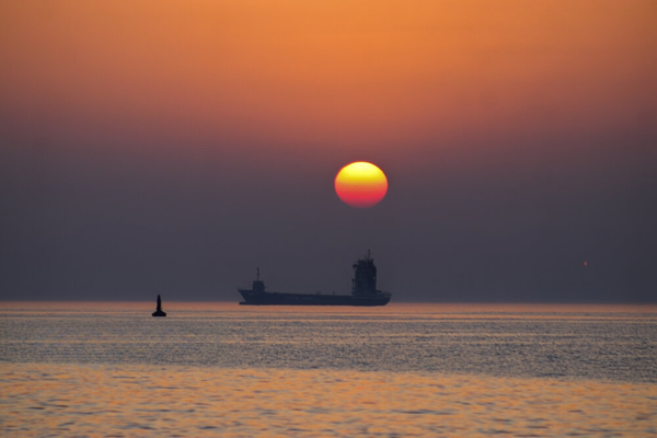 IRGC-linked media calls for fees on Hormuz undersea internet cables