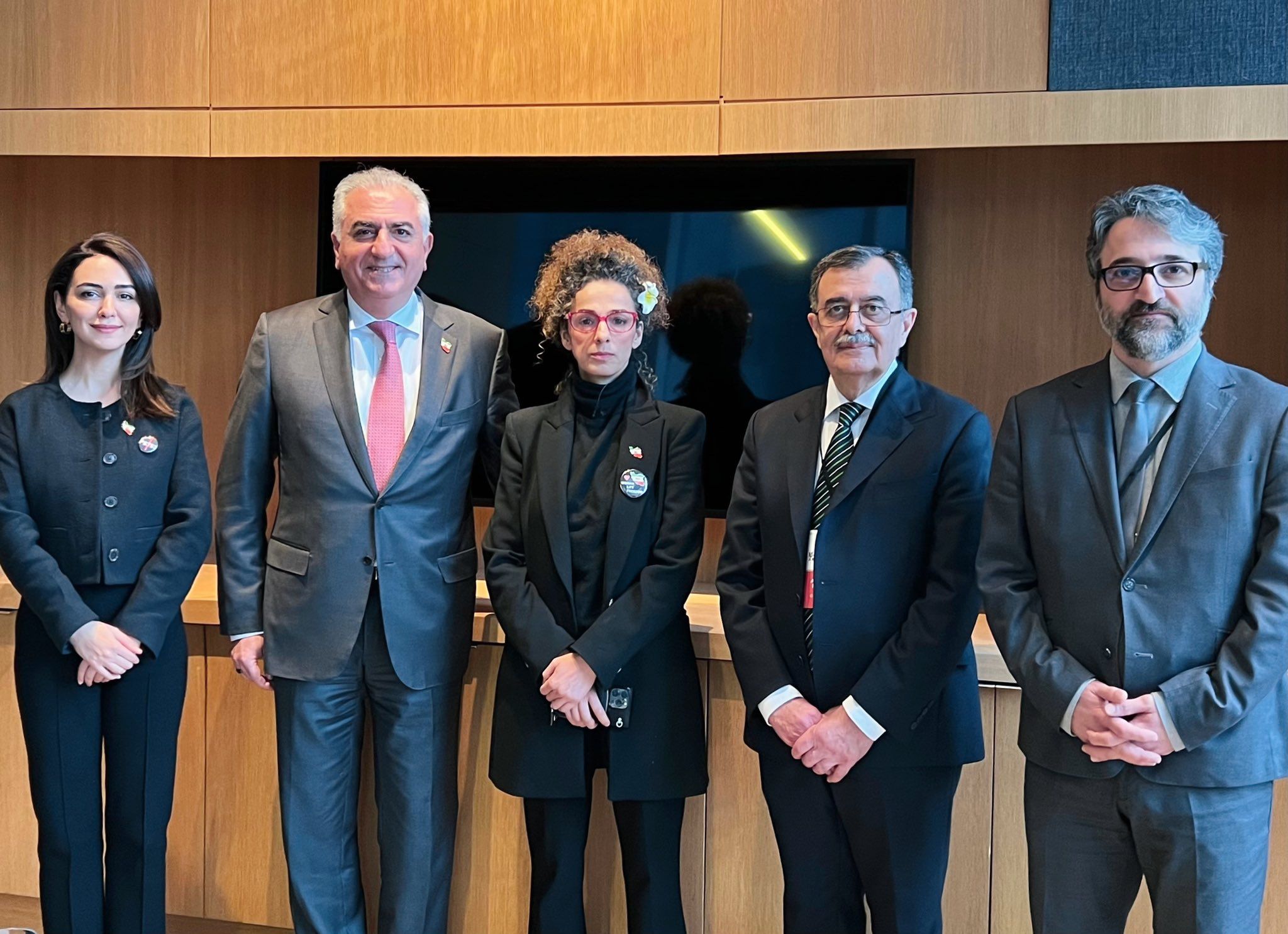 (From left) actress and activist Nazanin Boniadi, Exiled Prince Reza Pahlavi, women’s rights activist Masih Alinejad, Secretary General of Komala Iranian Kurdish party Abdullah Mohtadi, and Canada-based activist Hamed Esmaeilion (March 25, 2023) 