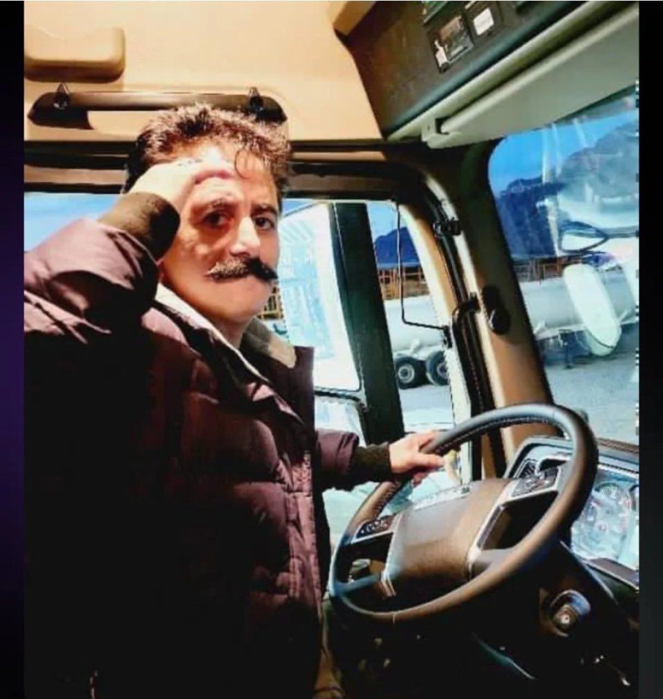 شهاب دارابی، راننده کامیون و بلاگر از محکومیت خود به سه سال حبس خبر داد