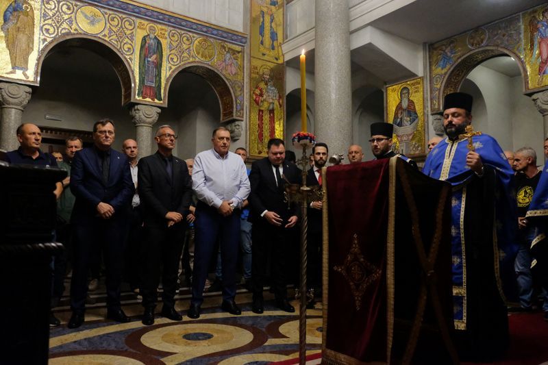 مراسم یادبود راتکو ملادیچ در کلیسای جامع مسیح منجی در بانیا لوکا، بوسنی و هرزگوین، شهریور ۱۴۰۵