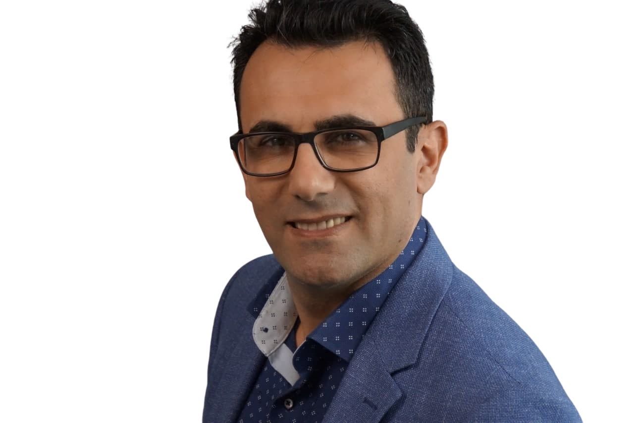 منصور سهرابی