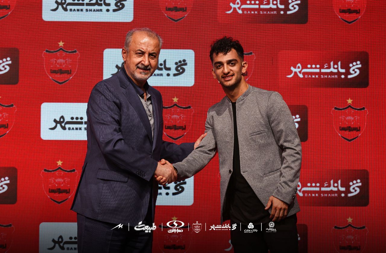 جنجال تازه در پرسپولیس؛ درویش درحالی برای رضایت‌نامه فخریان پول داد که قرارداد نداشت