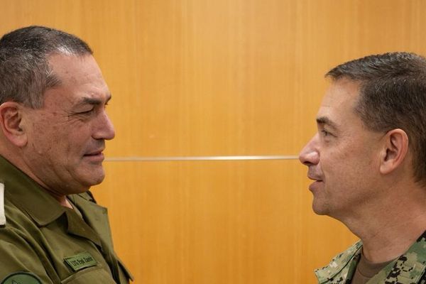 کانال ۱۴ اسرائیل: آمریکا برای عملیات نقطهای علیه ایران آماده است