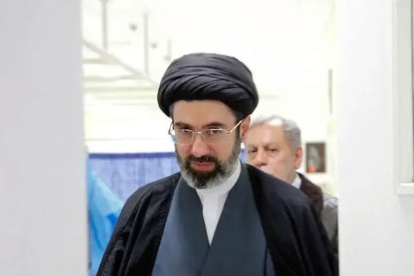 فشار سپاه برای اعلام سریع رهبری مجتبی خامنهای؛ مخالفت برخی اعضا با «موروثی شدن رهبری»