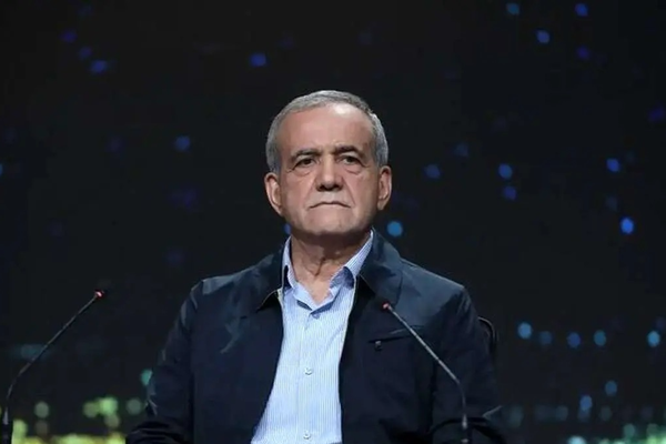 الرئيس الإيراني.. بعد قرار مجلس الأمن: لن نستسلم أو نركع أبدًا في وجه المطالب المفرطة