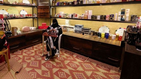 گزارش رویترز؛ افزایش اشتغال زنان در عربستان سعودی در پی اصلاحات بنسلمان